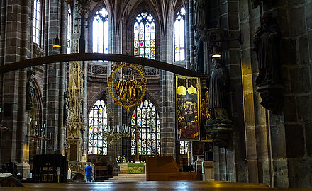 Lorenzkirche Nürnberg von Innen Kirchenschiff